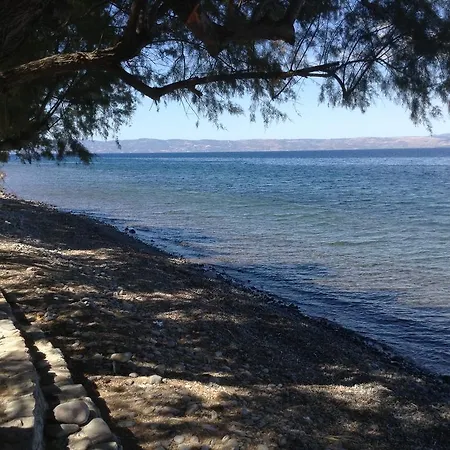 Affittacamere To Let To Kyma Skala Sikamineas 3*