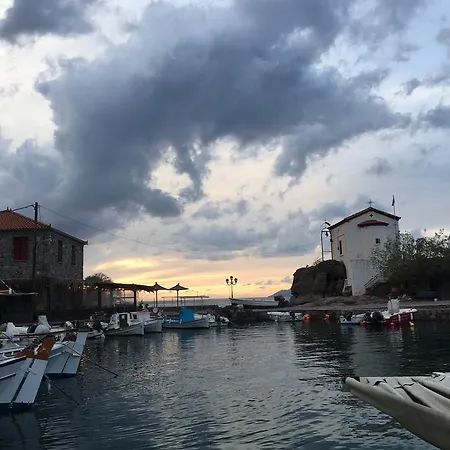 To Let To Kyma Skala Sikamineas